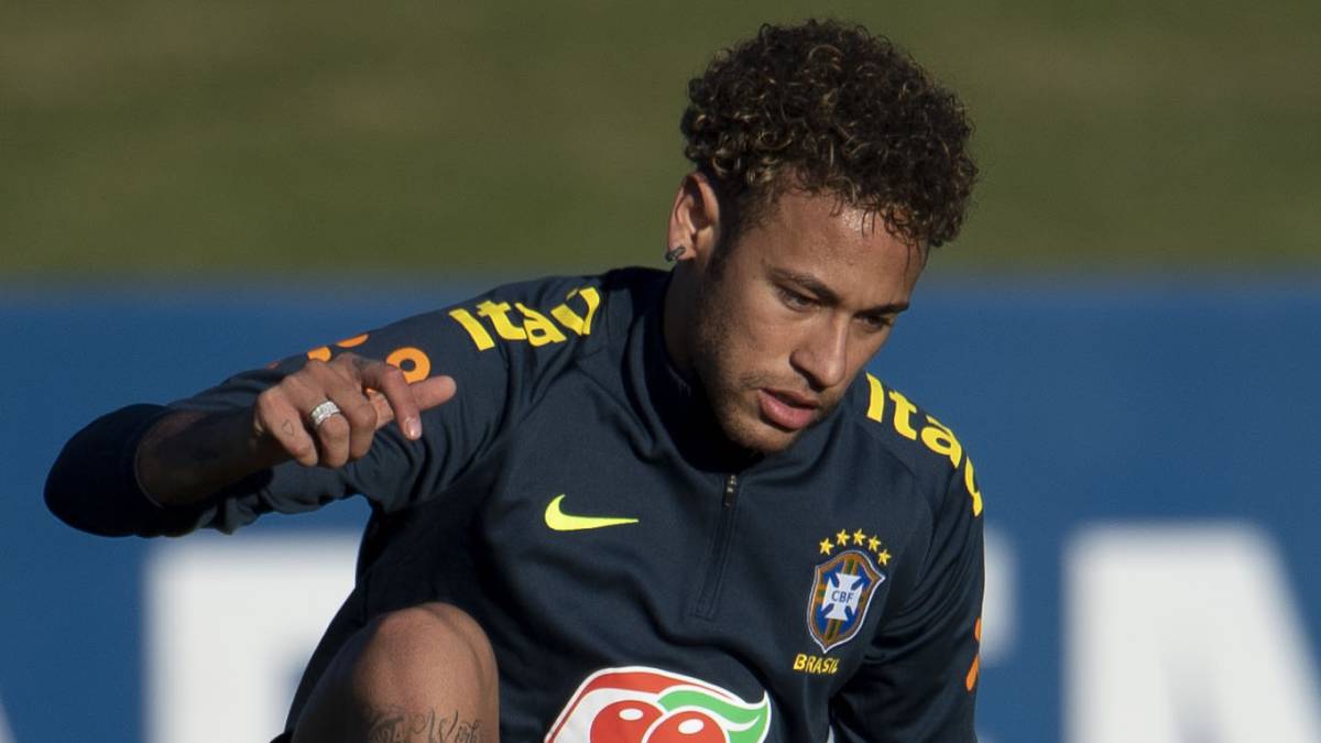 他在前场的 他在前场的