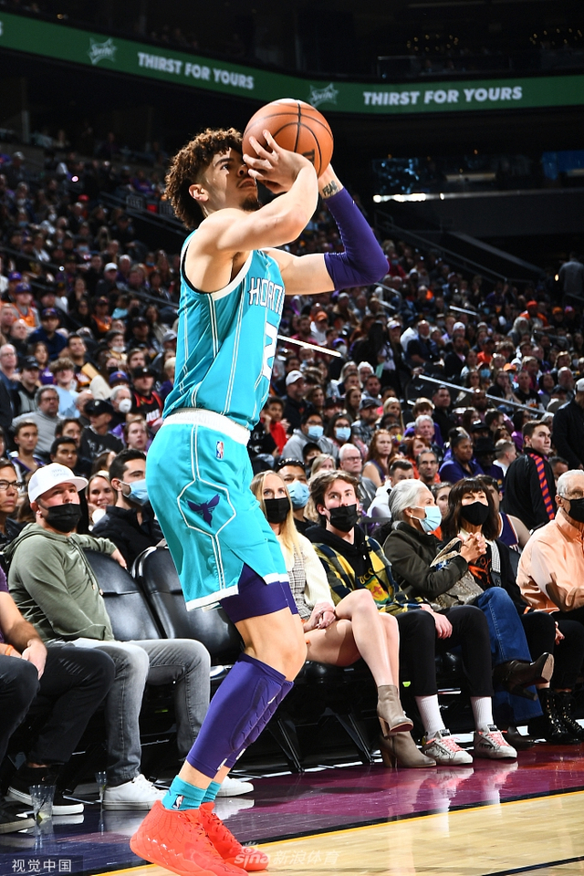 对勇士的警 对勇士的警