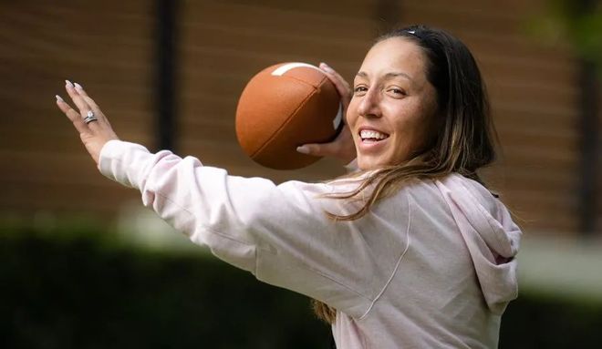 样适用于曼 样适用于曼