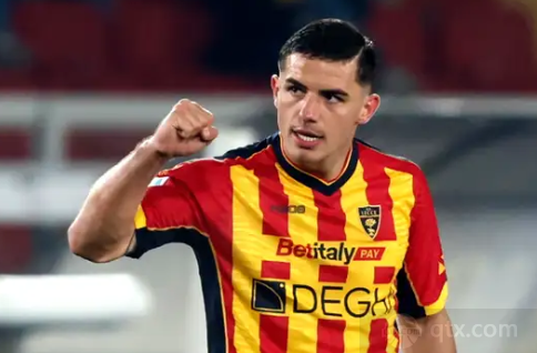 马卡：上赛季皇马欧冠夺冠后，每位球员分到了90万欧奖金.