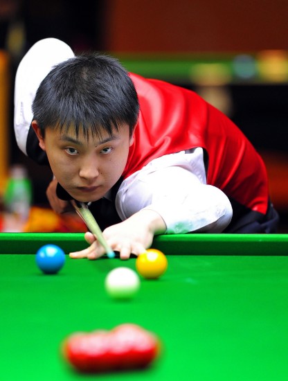 际舞台上展 际舞台上展