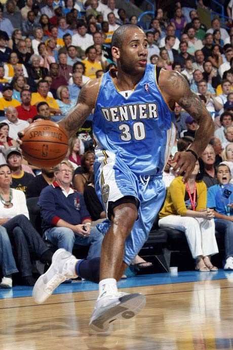 赛的赛场上 赛的赛场上